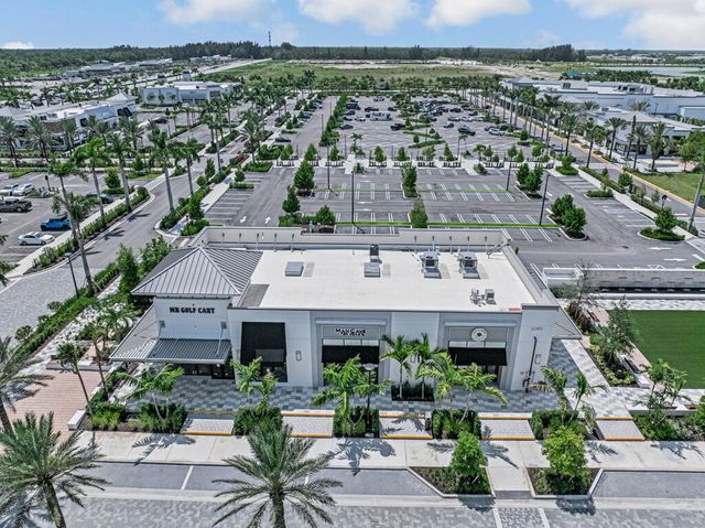 9228 Coral Isles Circle, Palm Beach Gardens, FL 33412