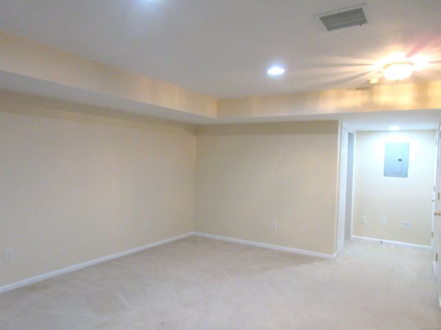 1206 Eaton Court 1206, Danbury, CT 06811