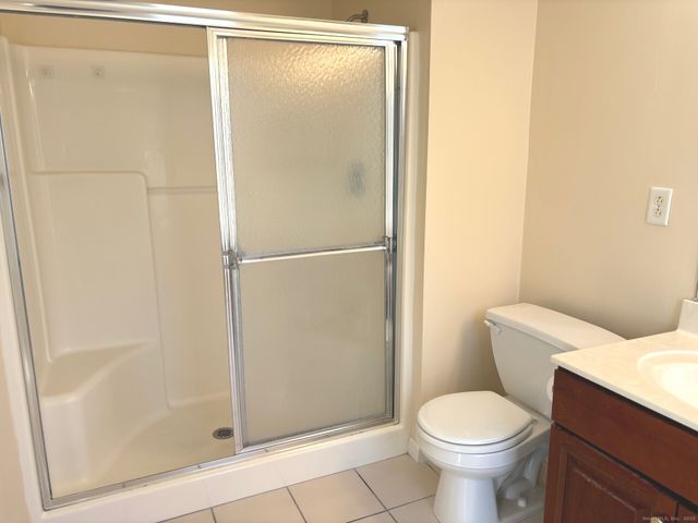 1206 Eaton Court 1206, Danbury, CT 06811