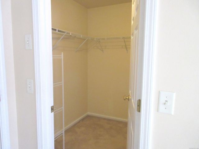 1206 Eaton Court 1206, Danbury, CT 06811