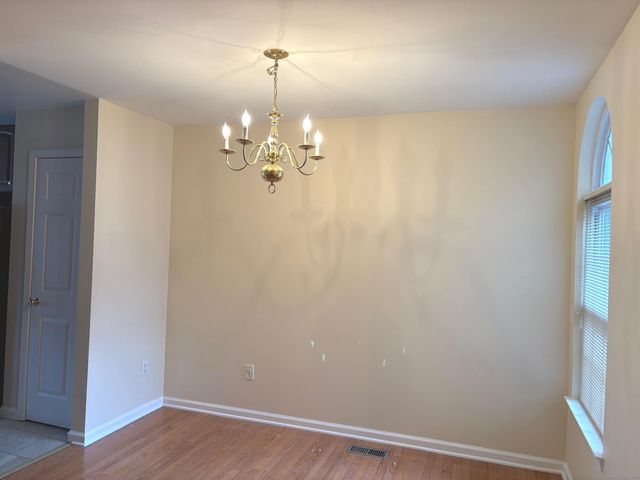 1206 Eaton Court 1206, Danbury, CT 06811