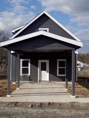 114 E Oak Street, Whitewright, TX 75491