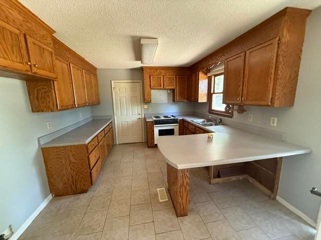 166 Foxfire Drive, Gaffney, SC 29340