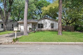 305 Dee Lane, Arlington, TX 76011