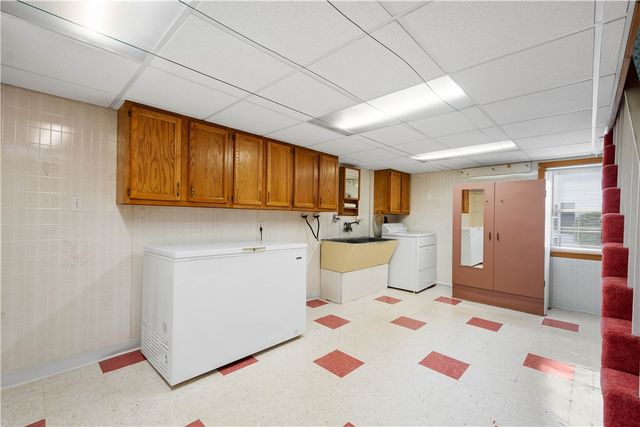 180 HILLTOP LANE, Canton Twp, PA 15301
