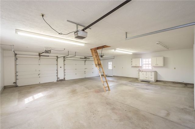 180 HILLTOP LANE, Canton Twp, PA 15301
