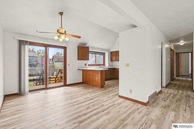 11329 Hartman Circle, Omaha, NE 68164