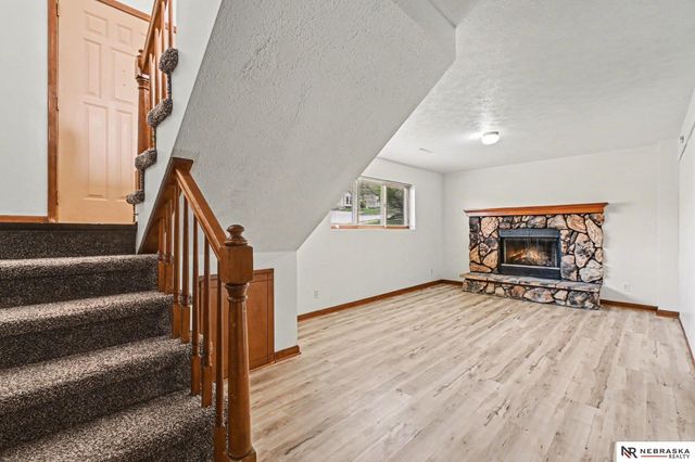 11329 Hartman Circle, Omaha, NE 68164