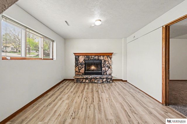 11329 Hartman Circle, Omaha, NE 68164