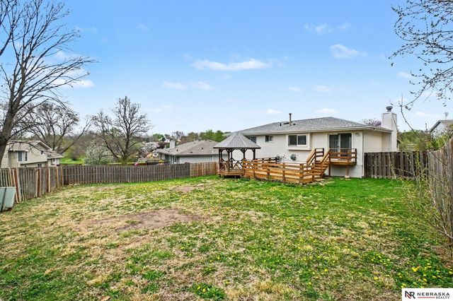 11329 Hartman Circle, Omaha, NE 68164