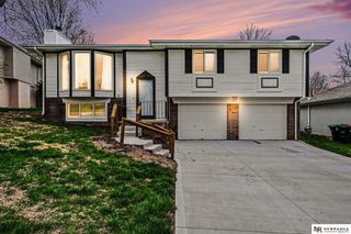 11329 Hartman Circle, Omaha, NE 68164