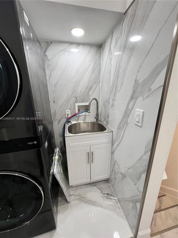 11370 SW 254th Terrace 11370, Homestead, FL 33032