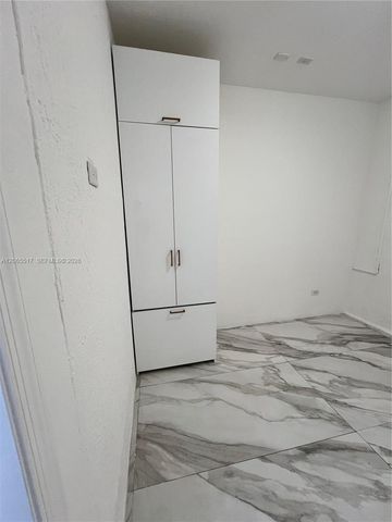 11370 SW 254th Terrace 11370, Homestead, FL 33032