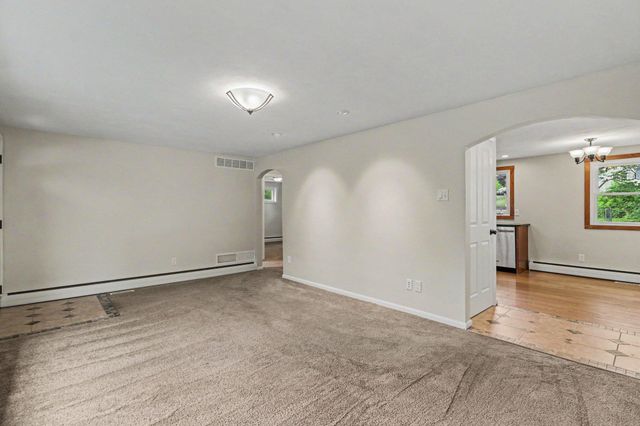 1755 GROVE ST, Hummelstown, PA 17036