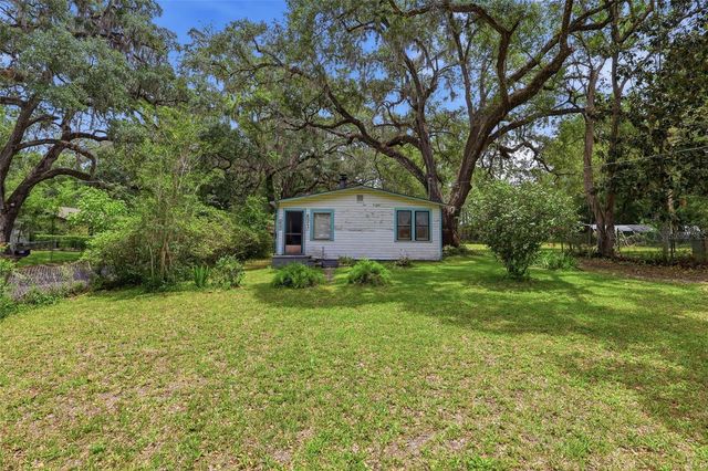 242 ZOLLER STREET, Brooksville, FL 34601
