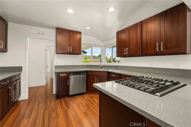 1646 W Alomar, Anaheim, CA 92802