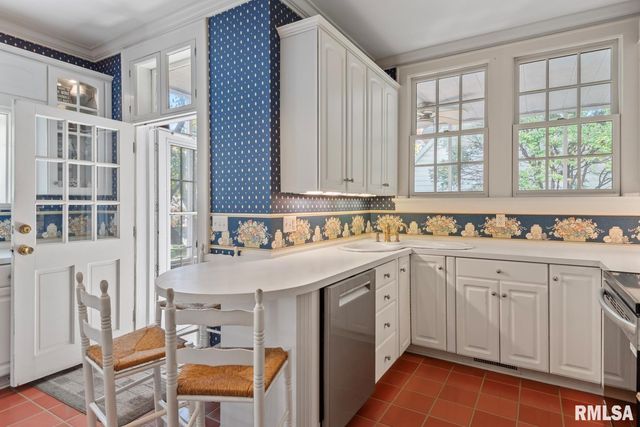 839 GROVE Street, Jacksonville, IL 62650