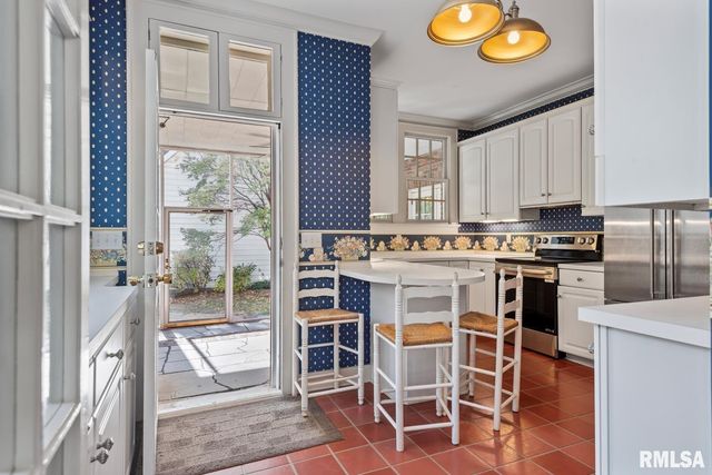 839 GROVE Street, Jacksonville, IL 62650