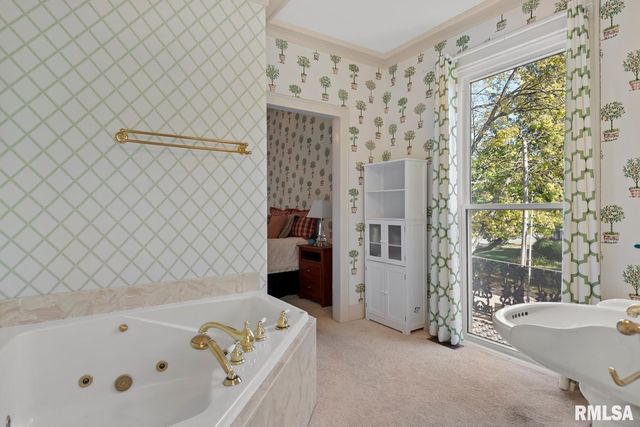 839 GROVE Street, Jacksonville, IL 62650