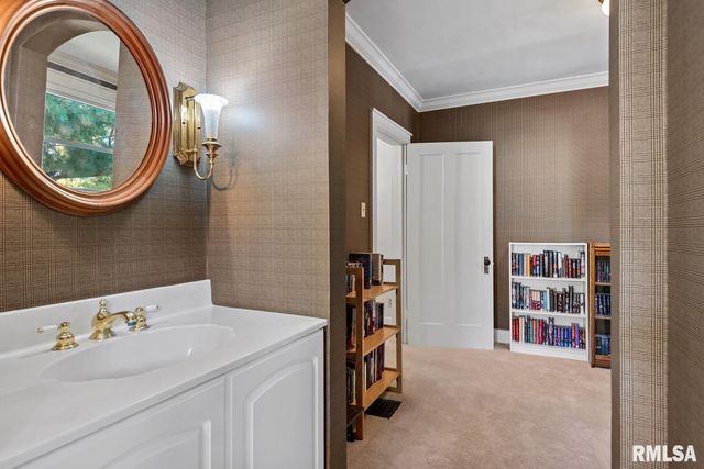 839 GROVE Street, Jacksonville, IL 62650