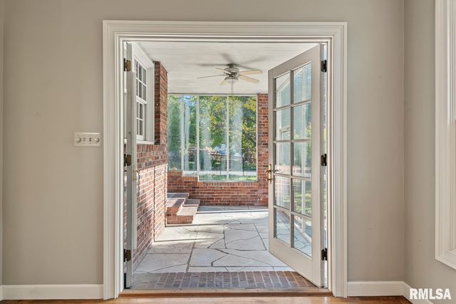 839 GROVE Street, Jacksonville, IL 62650