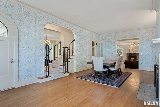 839 GROVE Street, Jacksonville, IL 62650