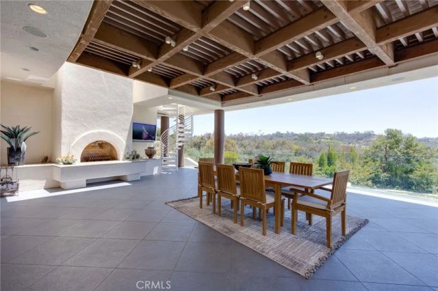 16715 Rambla De Las Flores, Rancho Santa Fe, CA 92067