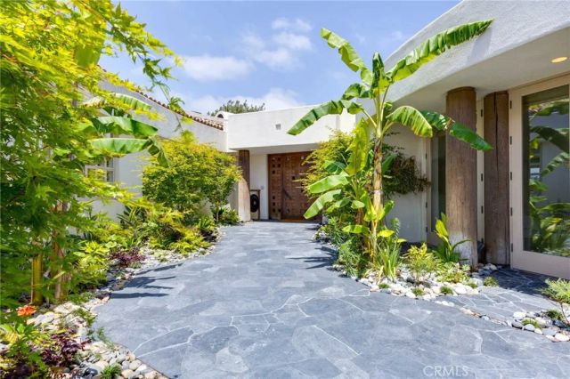 16715 Rambla De Las Flores, Rancho Santa Fe, CA 92067