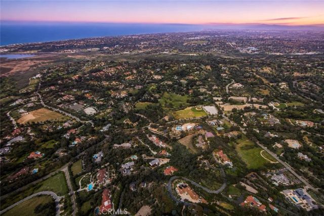 16715 Rambla De Las Flores, Rancho Santa Fe, CA 92067
