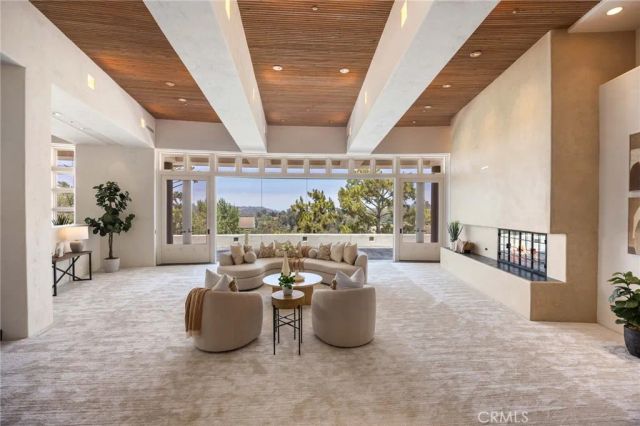 16715 Rambla De Las Flores, Rancho Santa Fe, CA 92067