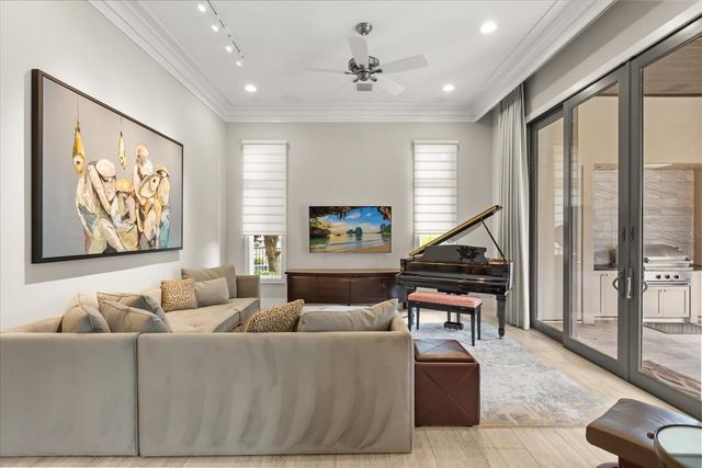 9264 SLOANE STREET, Orlando, FL 32827