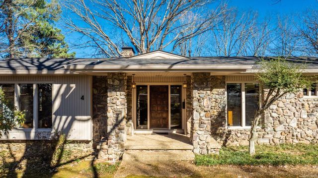 4 Hearthside Drive, Little Rock, AR 72207