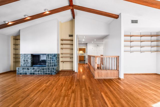 4 Hearthside Drive, Little Rock, AR 72207