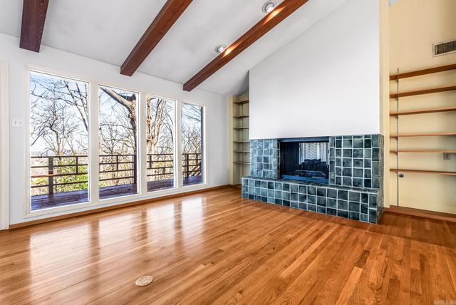 4 Hearthside Drive, Little Rock, AR 72207