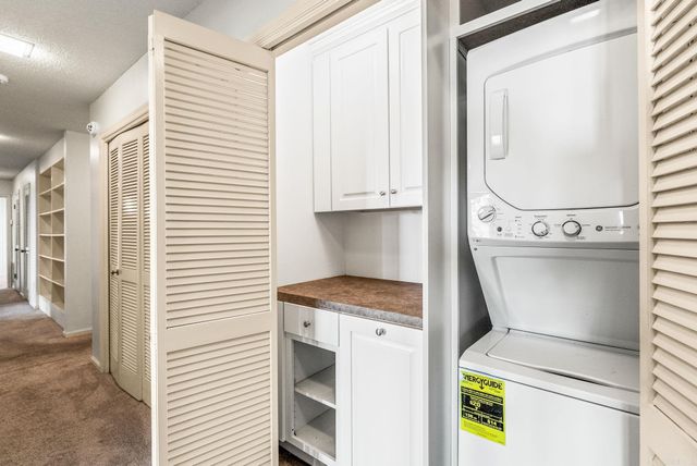 4 Hearthside Drive, Little Rock, AR 72207