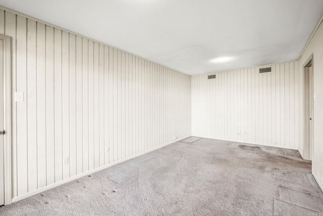 4 Hearthside Drive, Little Rock, AR 72207