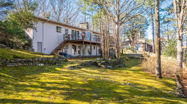 4 Hearthside Drive, Little Rock, AR 72207