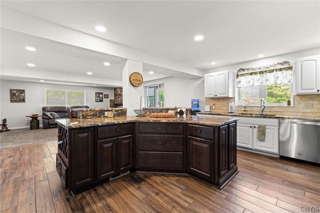 3184 Amber Road, Onondaga, NY 13108