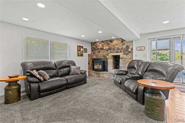 3184 Amber Road, Onondaga, NY 13108