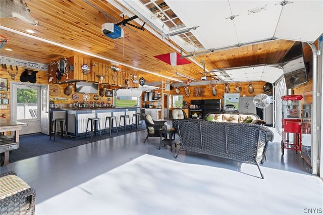 3184 Amber Road, Onondaga, NY 13108