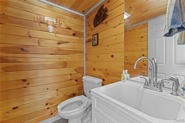 3184 Amber Road, Onondaga, NY 13108