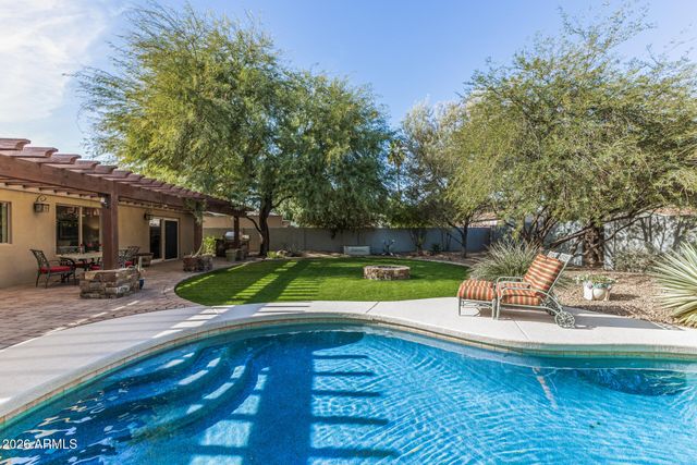 142 E VOLTAIRE Avenue, Phoenix, AZ 85022