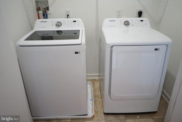 3130 PIERVIEW LANE, Philadelphia, PA 19125