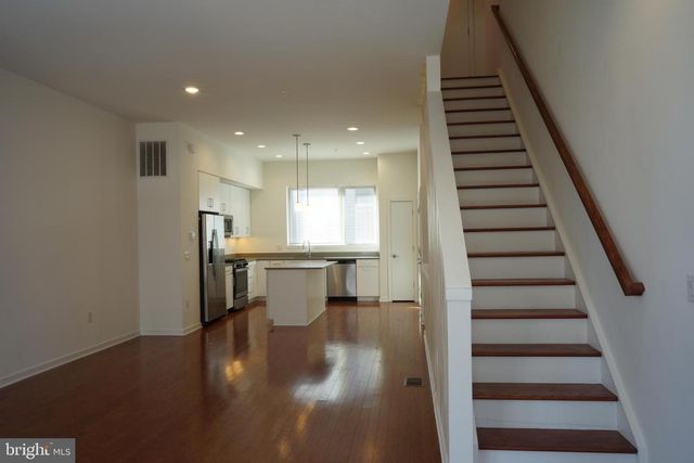 3130 PIERVIEW LANE, Philadelphia, PA 19125