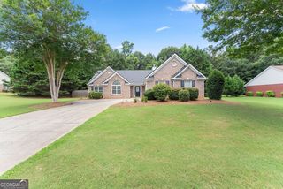 198 Blue Grass Drive, Jefferson, GA 30549