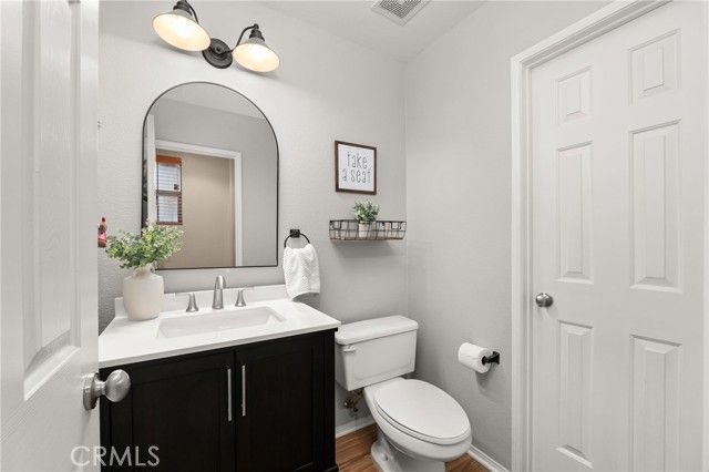 16422 Empire Lakes Court, Fontana, CA 92336