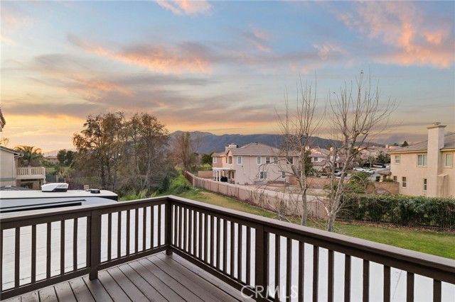 16422 Empire Lakes Court, Fontana, CA 92336