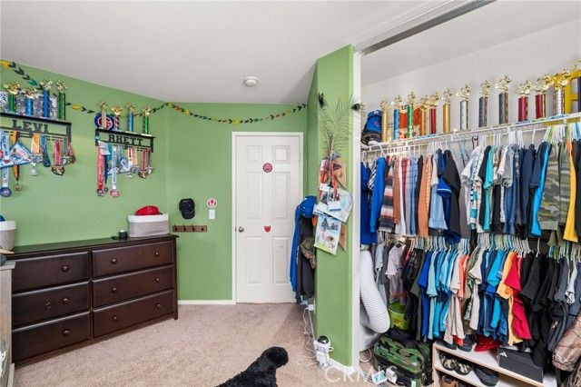 16422 Empire Lakes Court, Fontana, CA 92336