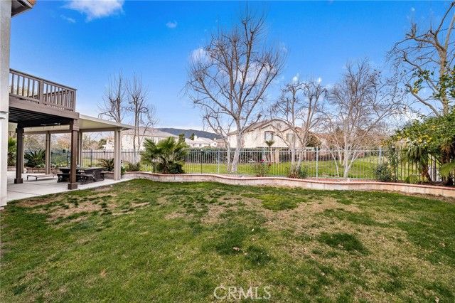 16422 Empire Lakes Court, Fontana, CA 92336