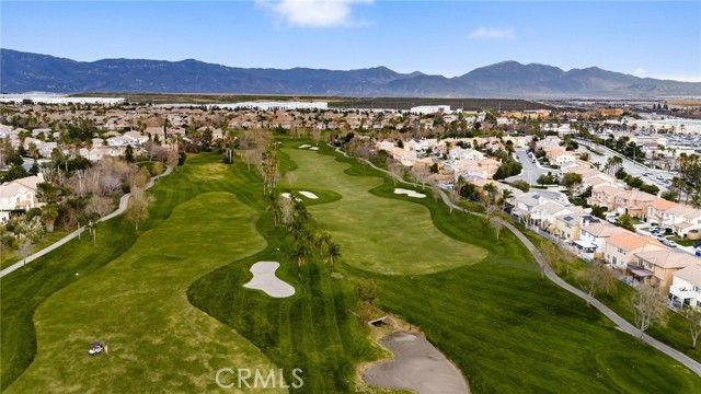 16422 Empire Lakes Court, Fontana, CA 92336